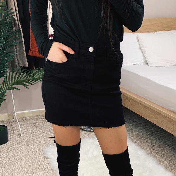 Hazel - Black Denim Skirt - Picture 6 of 8